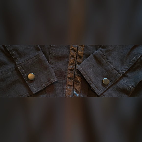 NWOT; MEXX Vintage Bomber Jacket; Black; Size 8; Great Zipper Detail; Snap Cuffs - Picture 8 of 16